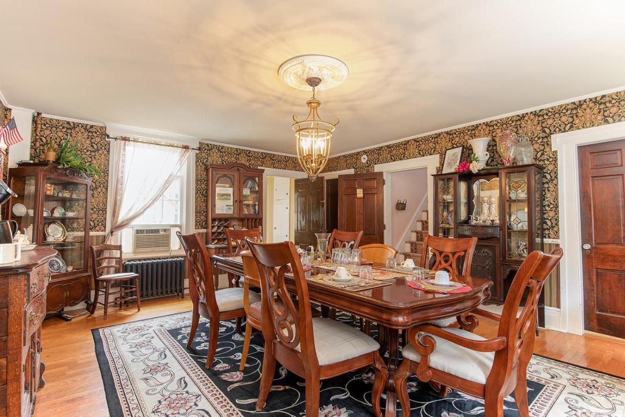 Van Winkle Inn Greenville Номер фото