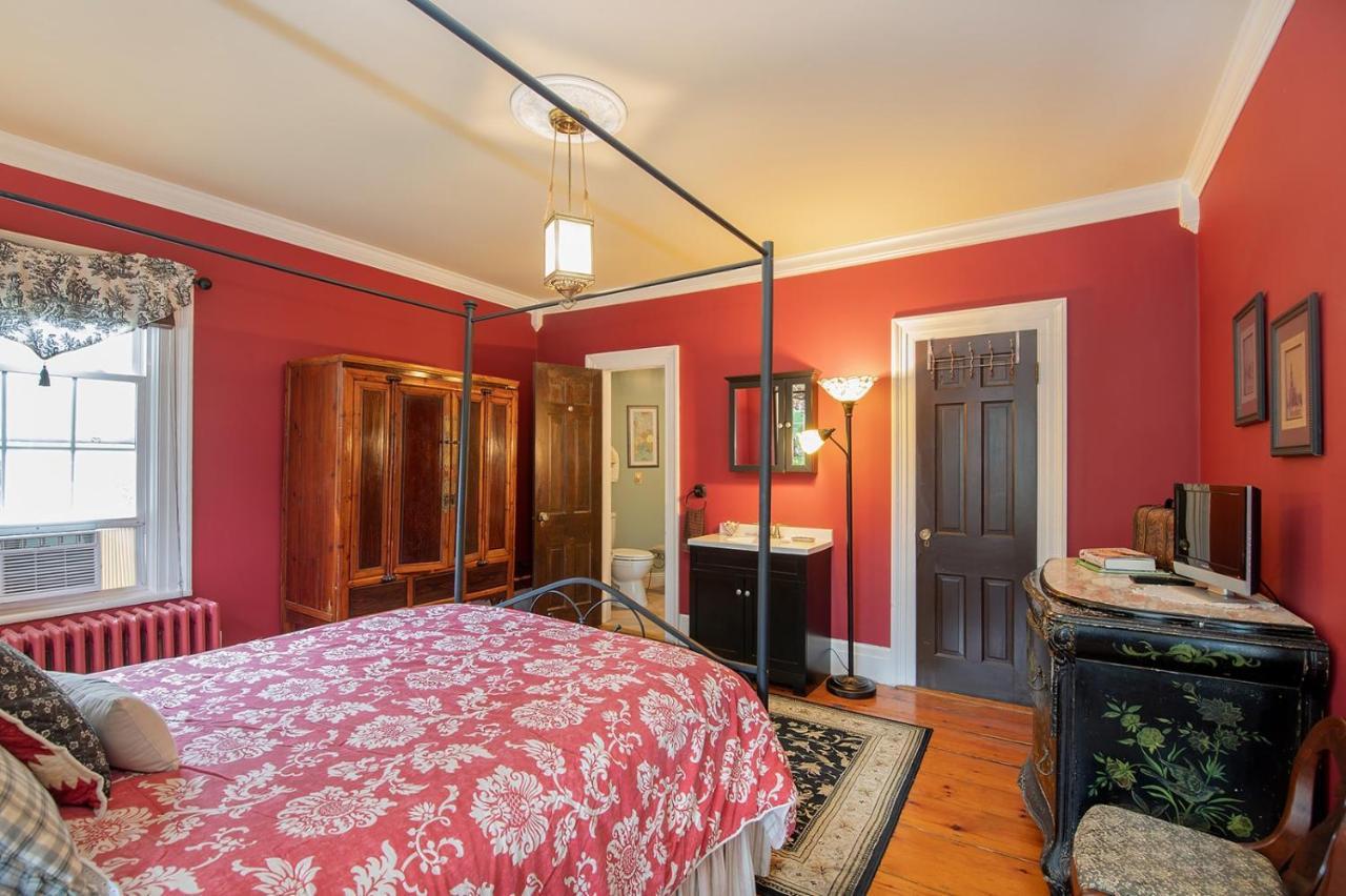 Van Winkle Inn Greenville Екстер'єр фото