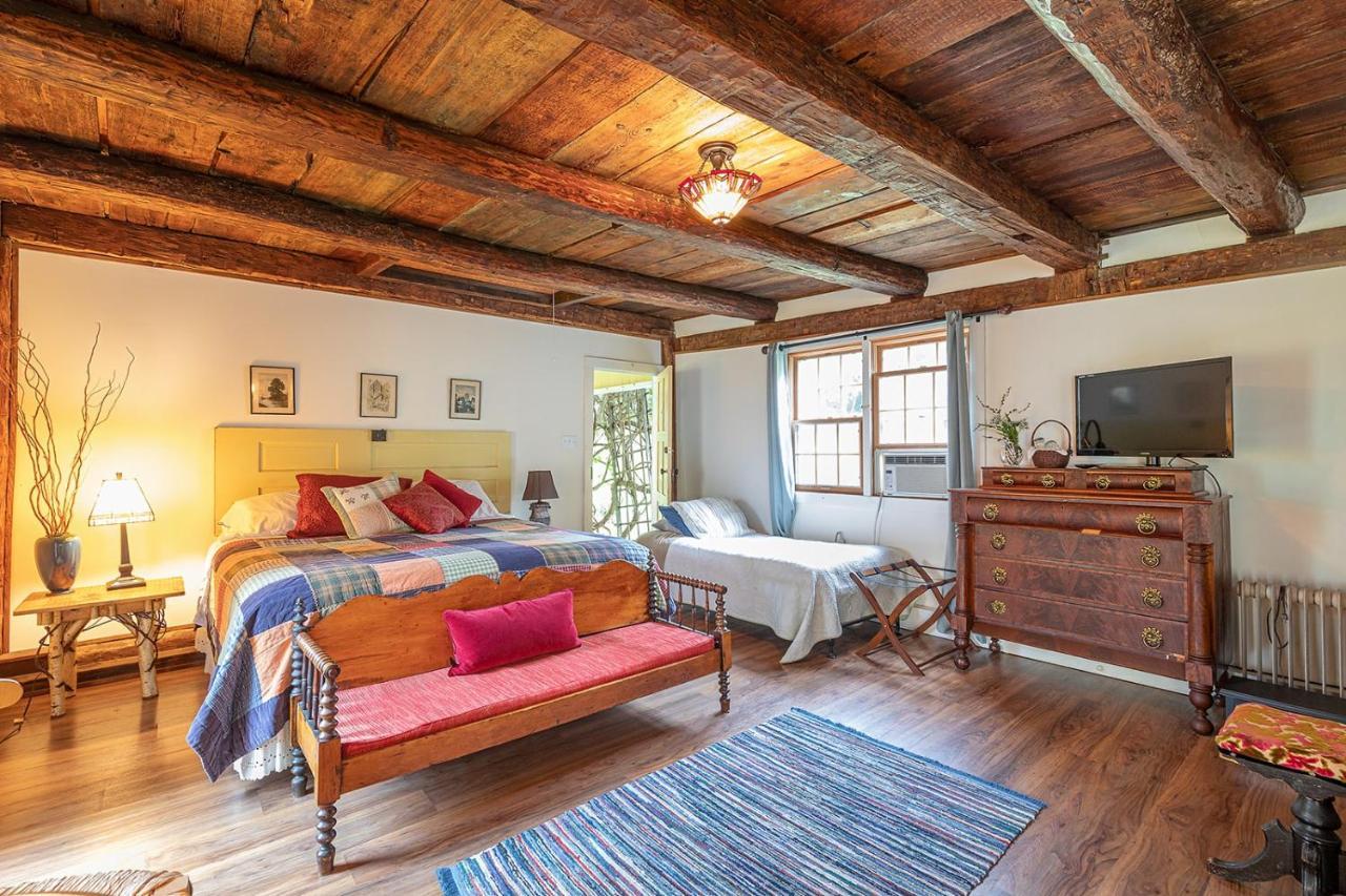 Van Winkle Inn Greenville Екстер'єр фото