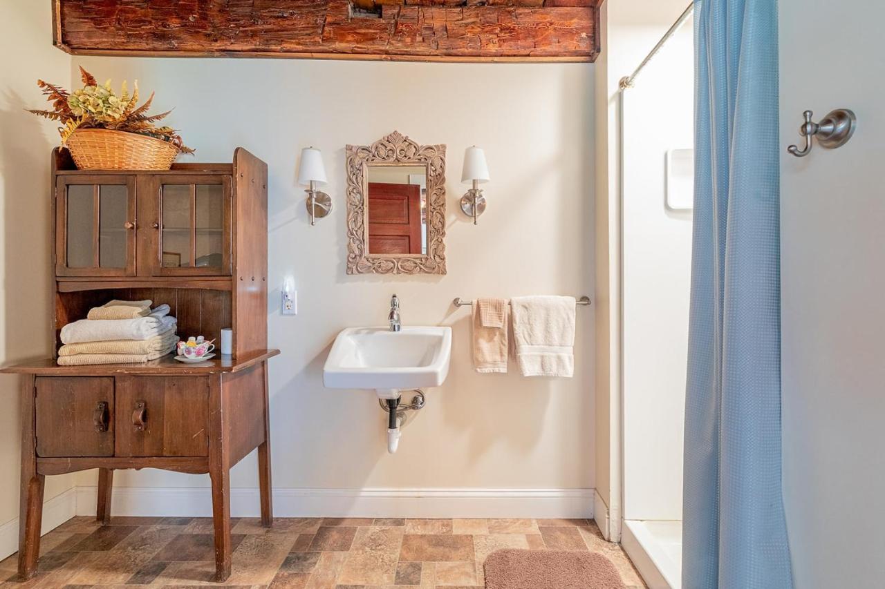 Van Winkle Inn Greenville Екстер'єр фото