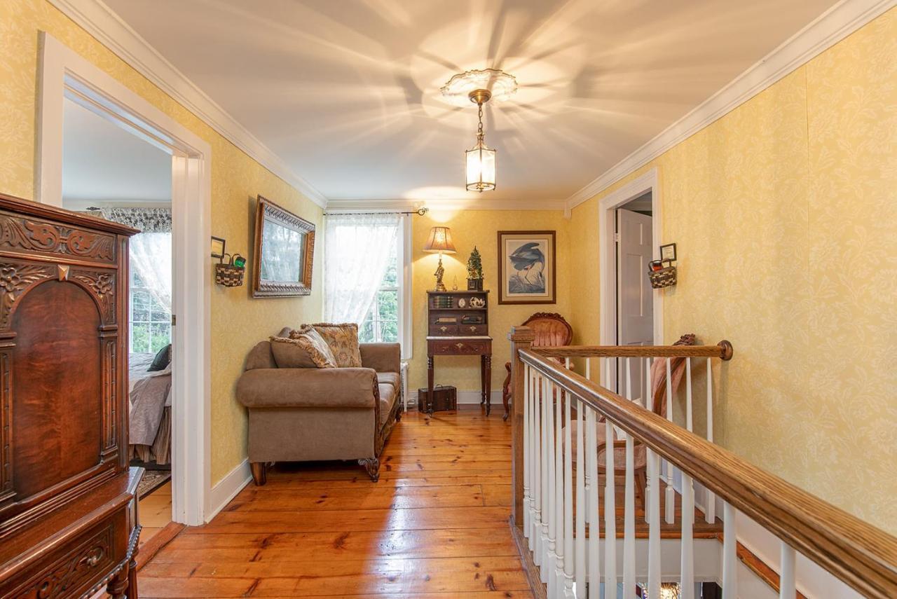 Van Winkle Inn Greenville Екстер'єр фото