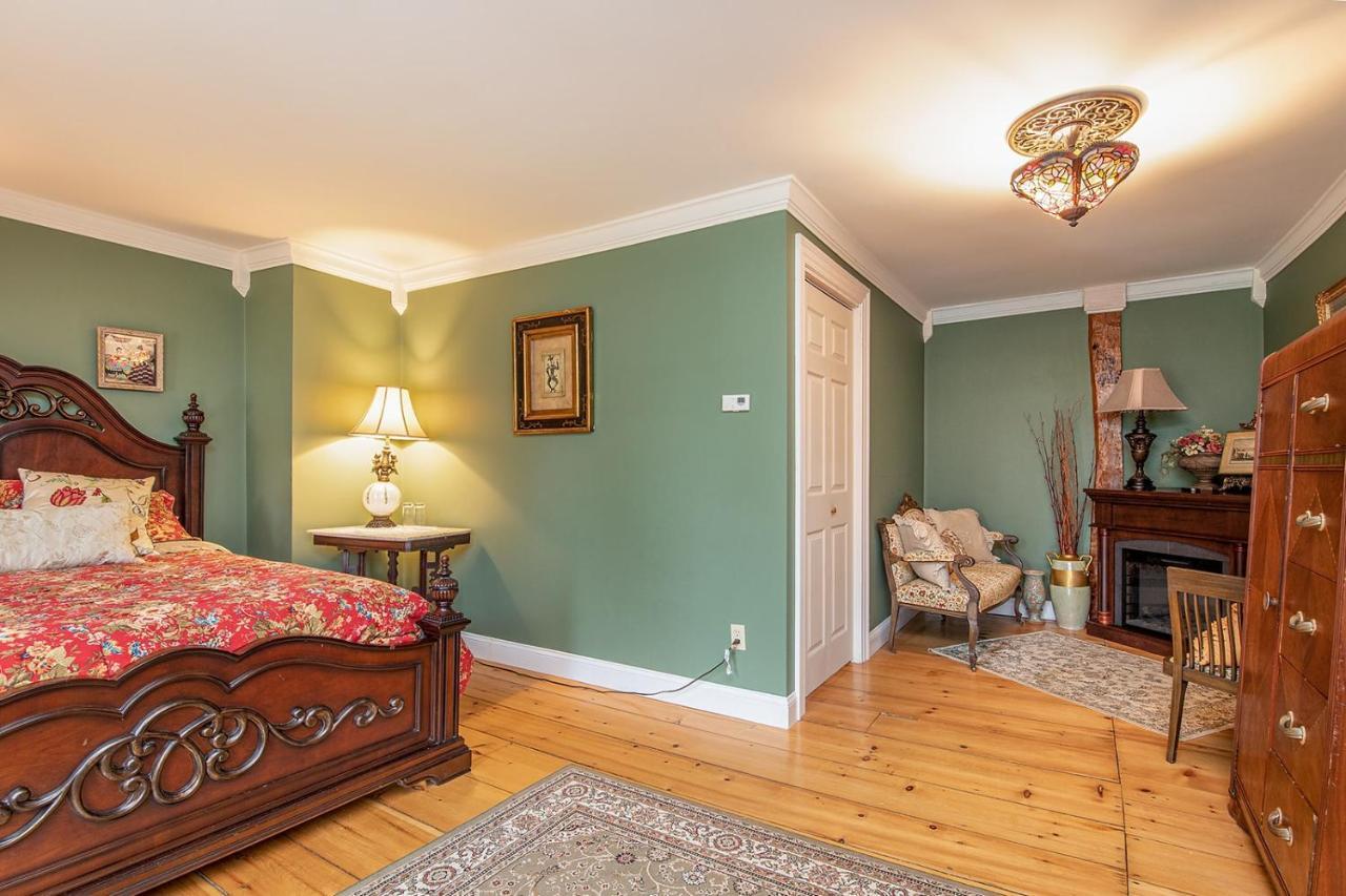 Van Winkle Inn Greenville Екстер'єр фото
